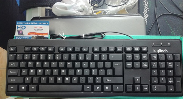 Bàn phím Logitech K122